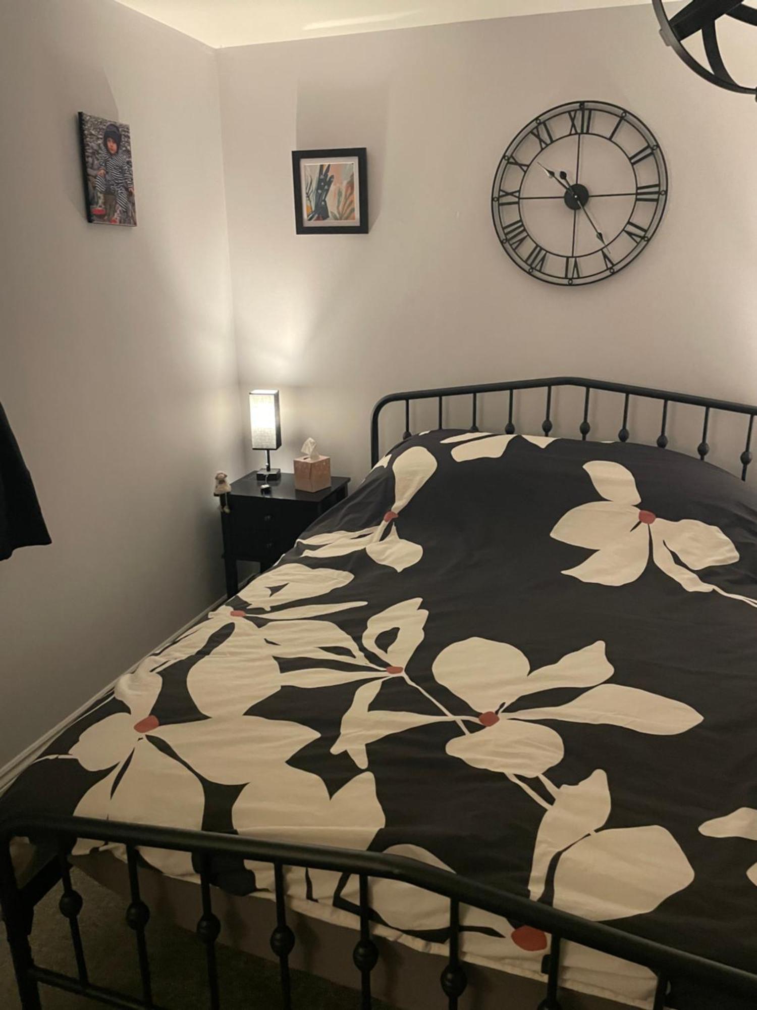 Cosy Home From Home With Private Bathroom - Free Parking Cardiff Bagian luar foto